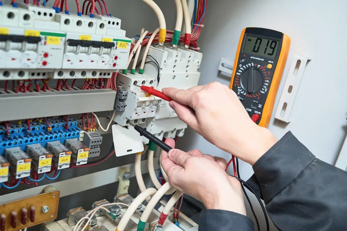 Elektroinstalace Adam Juráš